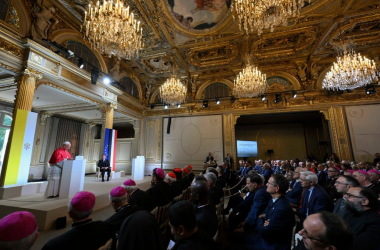 Papa na França: proteger a vida e promover a paz, que não é equilíbrio de forças
