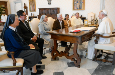 Religiosos da América Latina com o Papa no Vaticano: é preciso ser Igreja em saída
