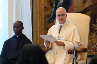 O Papa: o cristão é aquele que ama sem interesse e busca o bem comum
