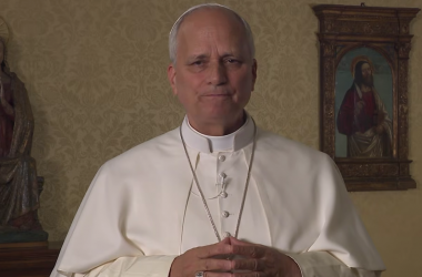 Papa: a paz não pode ser alcançada sem a misericórdia