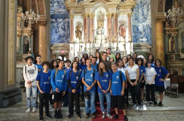 IGREJA MATRIZ ACOLHE ALUNOS DA REDE ESTADUAL PARA VISITA